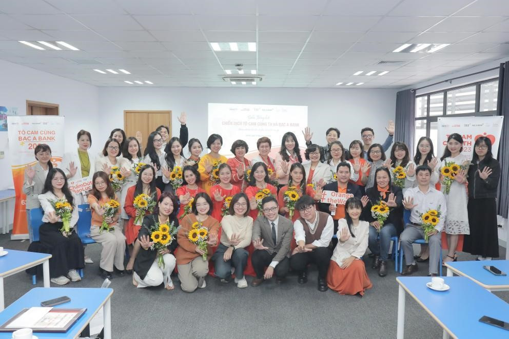 Hon nua trieu nguoi biet va hanh dong cung “To cam 2023 - Cham dut bao luc doi voi phu nu va tre em gai”