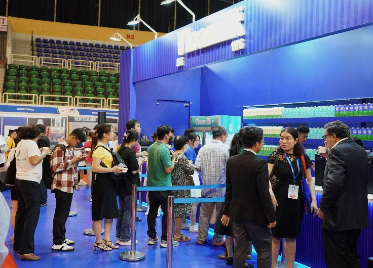 Sức hút của VINAMILK tại triển lãm quốc tế chuyên ngành sữa - Hình 3 Suc hut cua VINAMILK tai trien lam quoc te chuyen nganh sua-Hinh-3