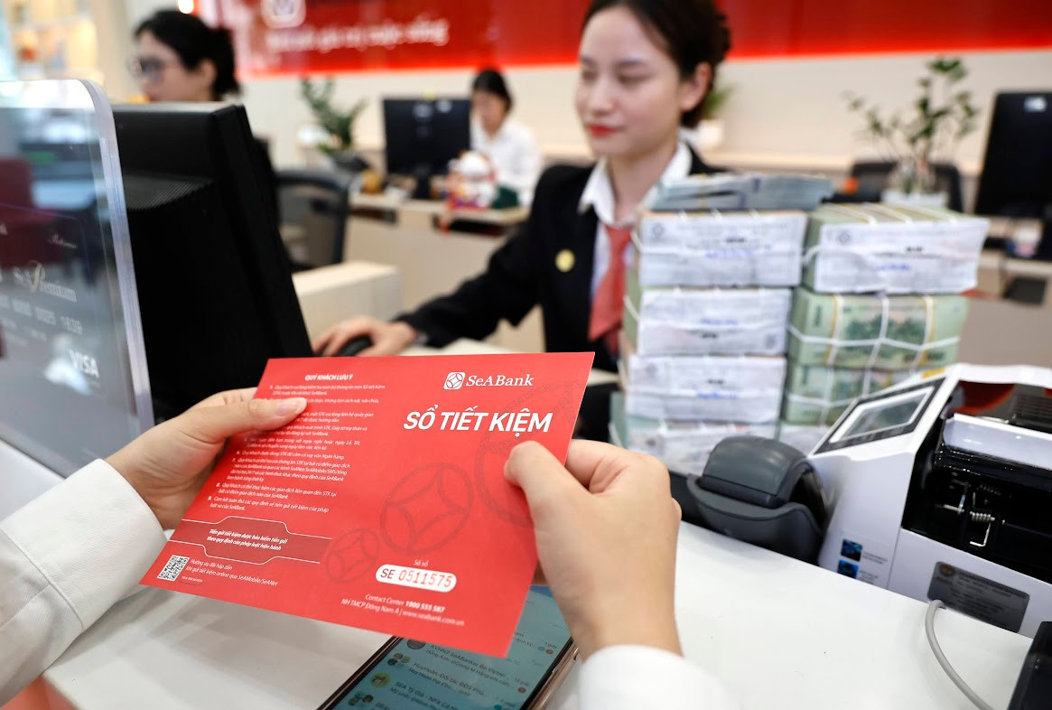 SeABank lan thu 5 duoc vinh danh trong Top 500 doanh nghiep tang truong nhanh nhat Viet Nam-Hinh-3