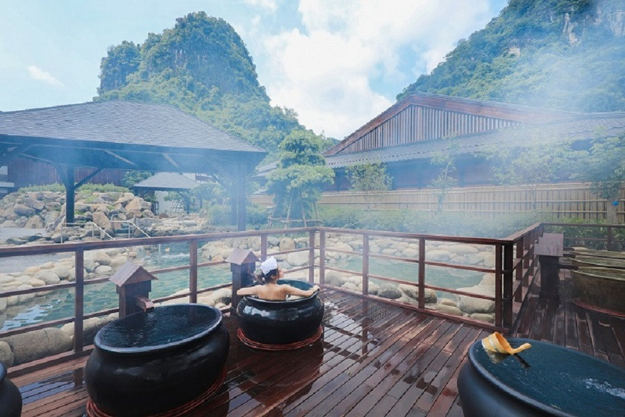 Bí kíp di chuyển dễ dàng với chi phí 0 đồng để tắm onsen chuẩn Nhật tại Quảng Ninh - Hình 4 Bi kip di chuyen de dang voi chi phi 0 dong de tam onsen chuan Nhat tai Quang Ninh-Hinh-4