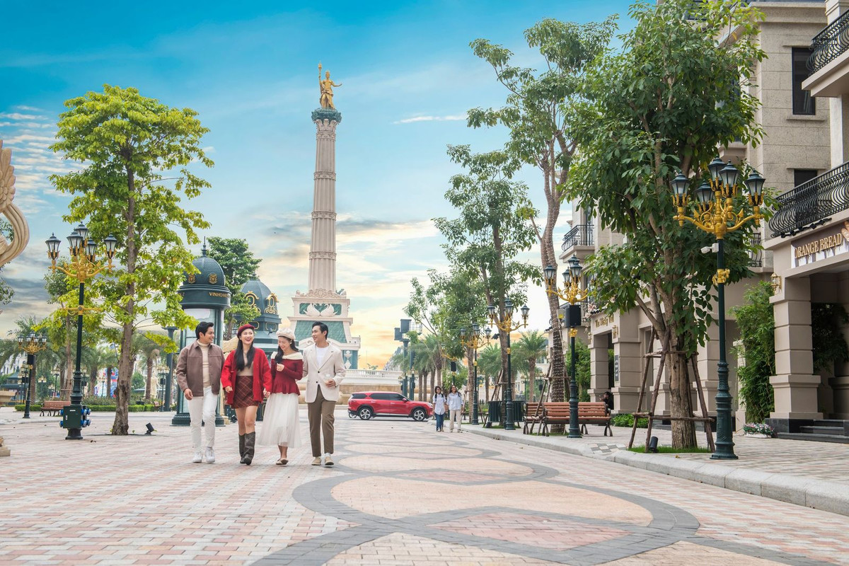 Cu dan hao hung chuyen ve “quan Kinh Do” truoc mua tuyen sinh dau tien cua Vinschool Ocean Park 2-Hinh-5