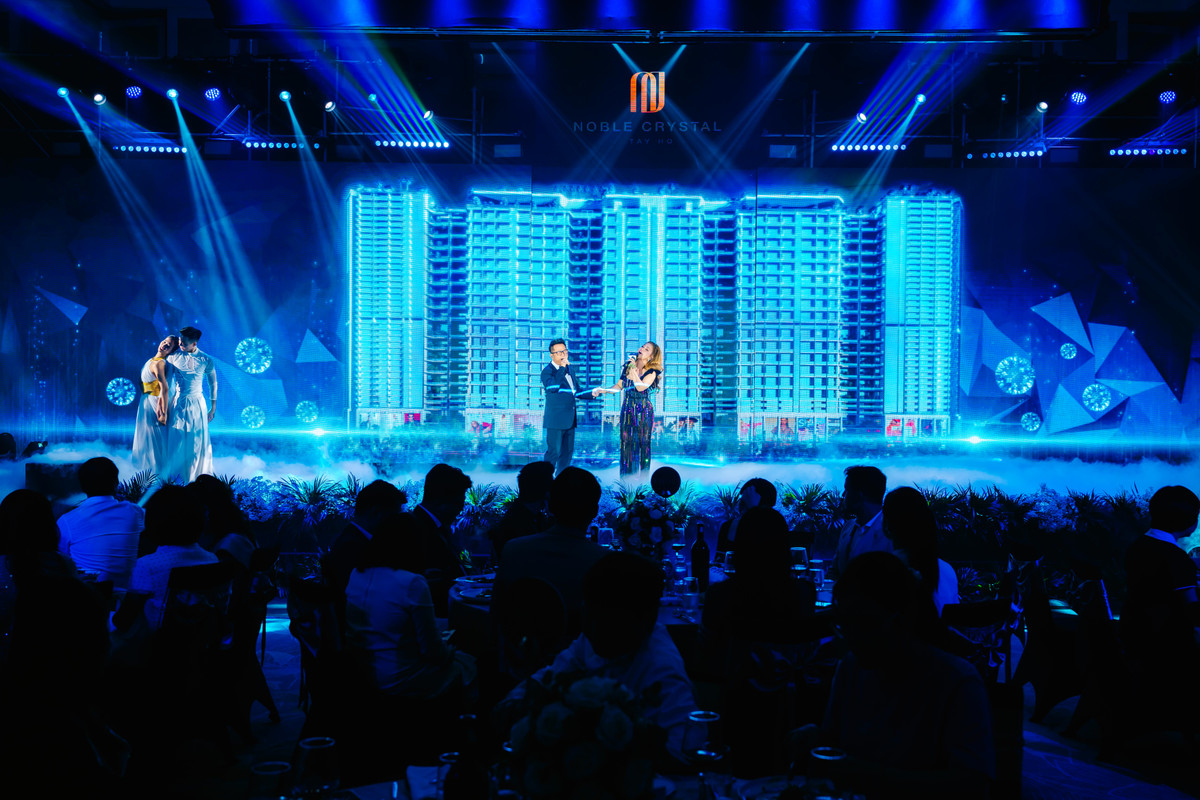 Man nhan bua tiec da giac quan tai su kien ra mat thuong hieu Noble