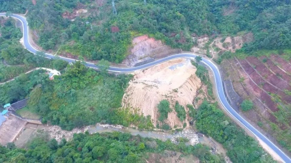 Đề xuất cải tạo 3 tuyến Quốc lộ với số vốn 350 triệu USD De xuat cai tao 3 tuyen Quoc lo voi so von 350 trieu USD