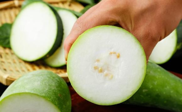 Mua bi dao thi nen chon qua co vo xanh dam hay xanh nhat?-Hinh-4