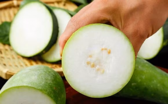 Mua bi dao thi nen chon qua co vo xanh dam hay xanh nhat?-Hinh-4