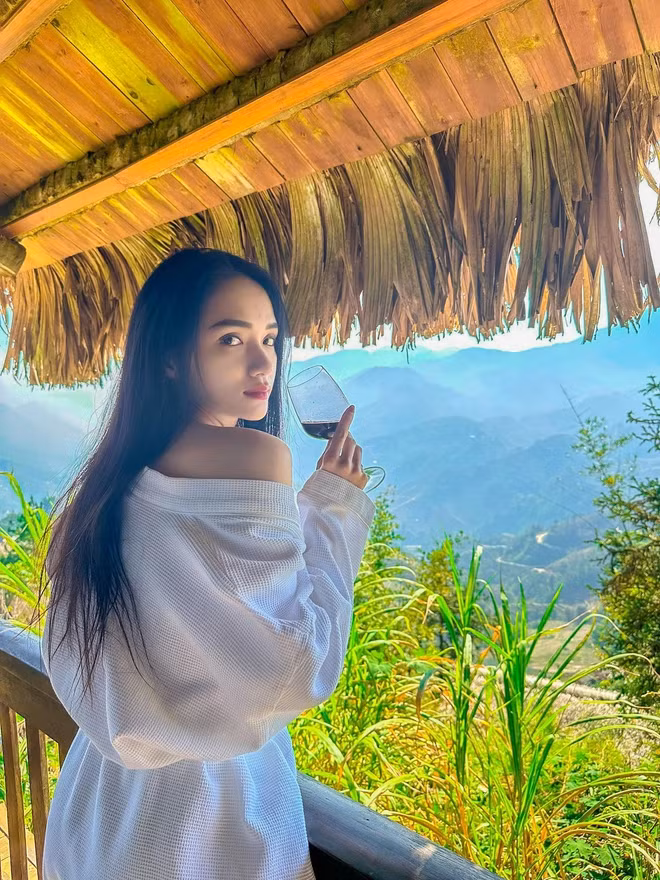 Nang hau Vbiz bi antifan cuc cang, phai huy show o an gio ra sao?-Hinh-6