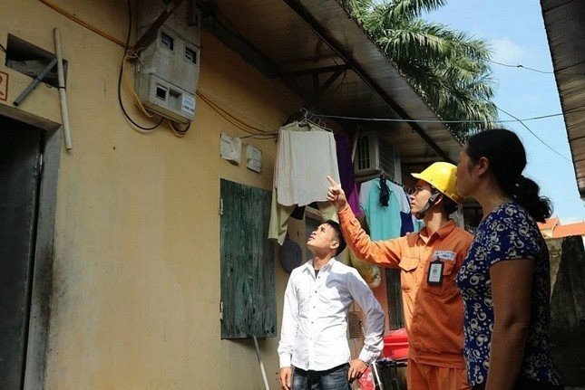 Sửa giá điện bán lẻ có lợi cho sinh viên và người thuê nhà Sua gia dien ban le co loi cho sinh vien va nguoi thue nha