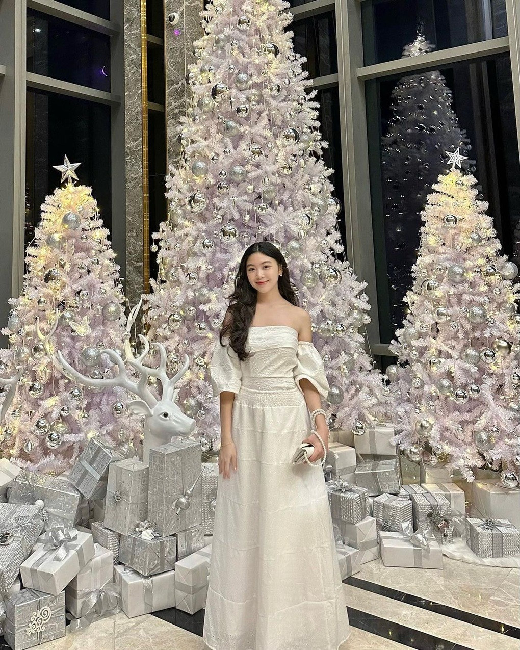 Lọ Lem - con gái Quyền Linh: Nhan sắc rực rỡ tuổi 17 - Hình 8 Lo Lem - con gai Quyen Linh: Nhan sac ruc ro tuoi 17-Hinh-8