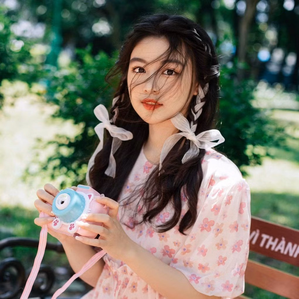 Lọ Lem - con gái Quyền Linh: Nhan sắc rực rỡ tuổi 17 - Hình 9 Lo Lem - con gai Quyen Linh: Nhan sac ruc ro tuoi 17-Hinh-9