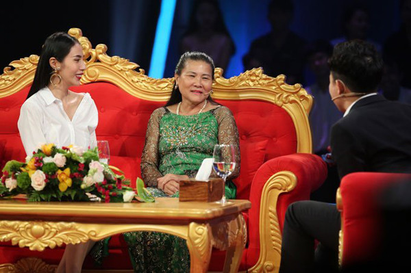 Nguoi me xu Nghe binh di cua cau thu Cong Vinh-Hinh-6