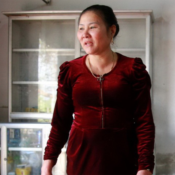 Nguoi me xu Nghe binh di cua cau thu Cong Vinh-Hinh-7