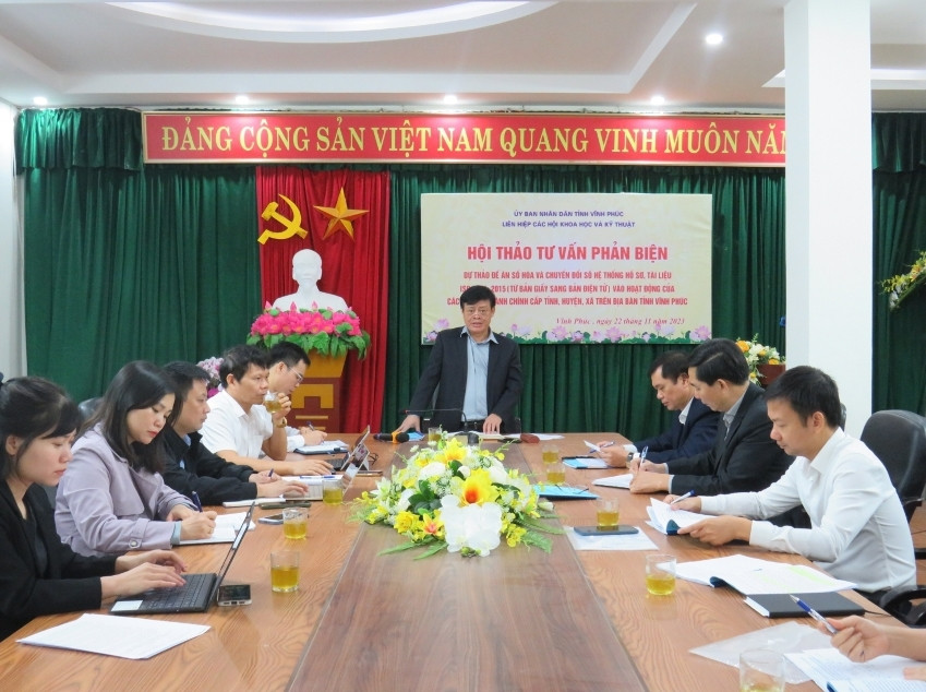 Vinh Phuc: Phan bien de an so hoa va chuyen doi so van ban hanh chinh