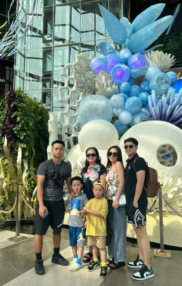 Con trai NSND Hoang Dung - Hoang Duong he lo moi quan he cua nguoi yeu voi me-Hinh-4