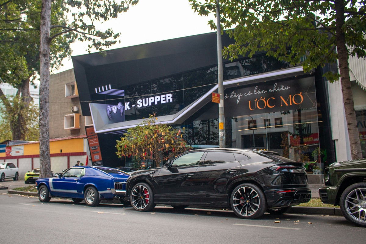 Quy mo cong ty K-Supper kinh doanh sieu xe cua Phan Cong Khanh-Hinh-4