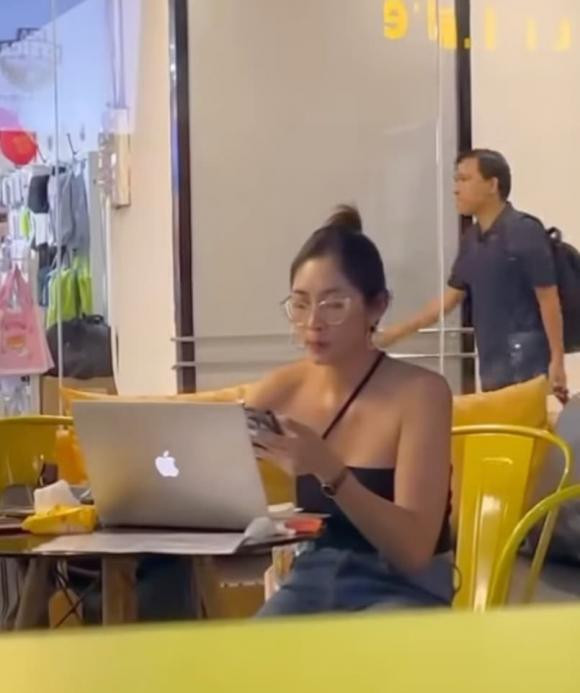 Hoa hau Dang Thu Thao bi nhan vien quay len, nhan sac the nao?-Hinh-2