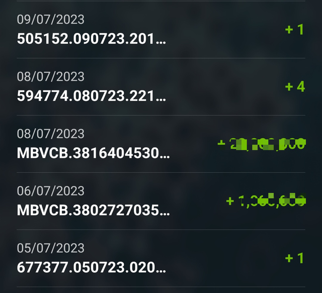 Lat tay chieu tro chuyen khoan 1 dong