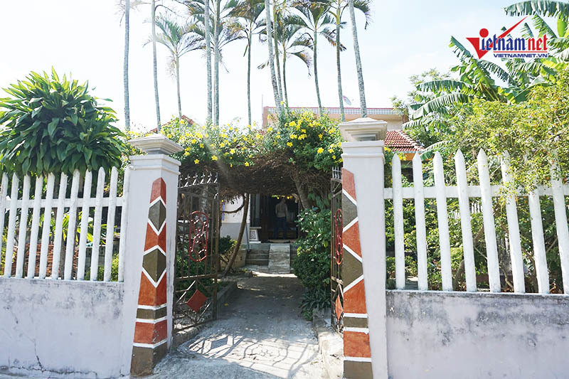 Nang A hau mo thay the Ho Ngoc Ha lam 'Nu hoang giai tri'-Hinh-6