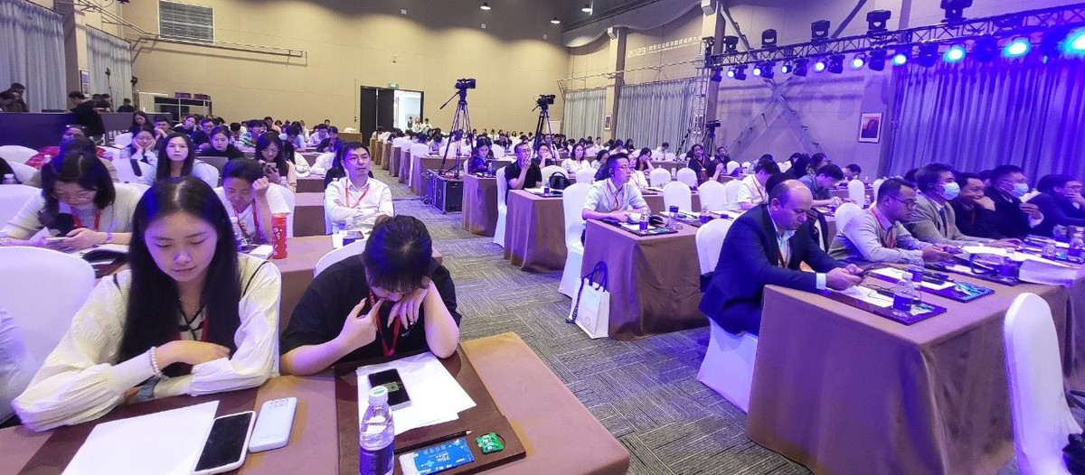 Can da dang hinh thuc pho bien khoa hoc cho gioi tre-Hinh-3