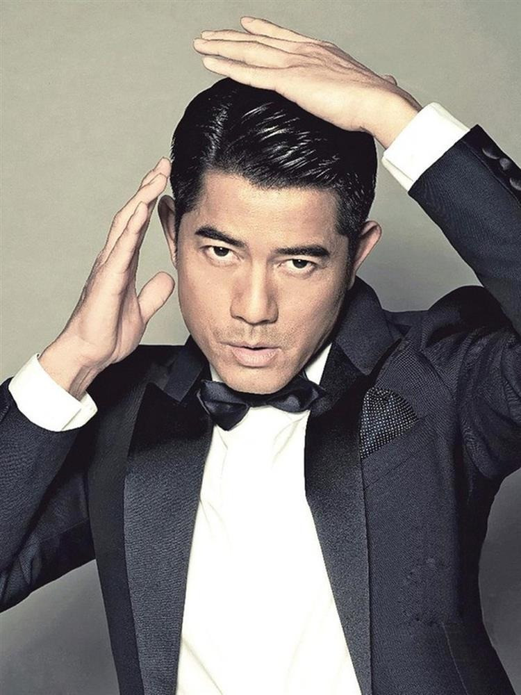 Nguoi phu nu phia sau thanh cong va giau co cua Quach Phu Thanh