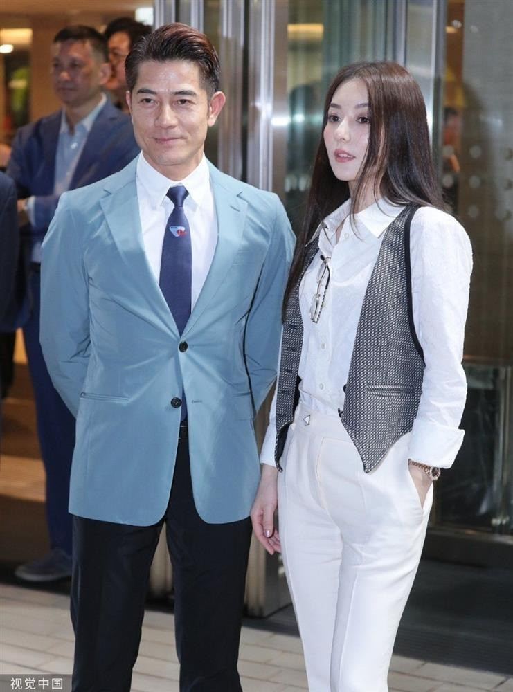 Nguoi phu nu phia sau thanh cong va giau co cua Quach Phu Thanh-Hinh-3