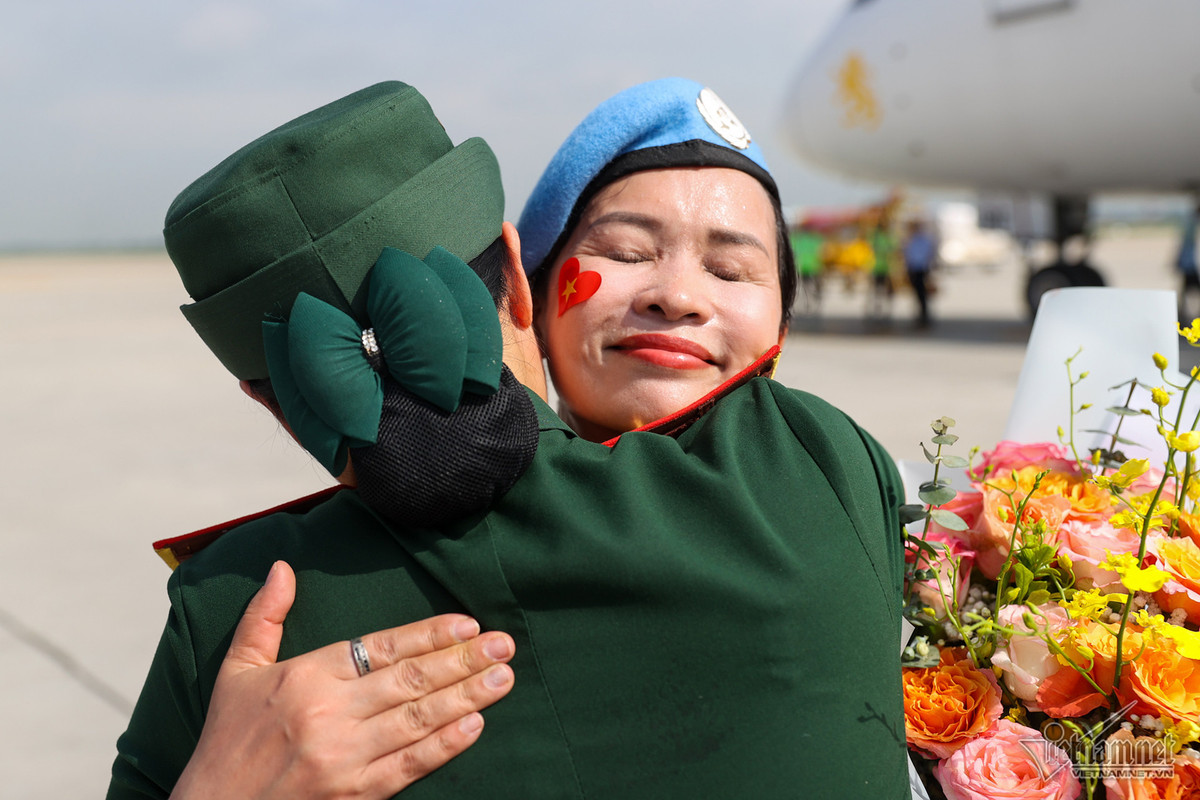 Nhung khoanh khac an tuong tren 2023-Hinh-2