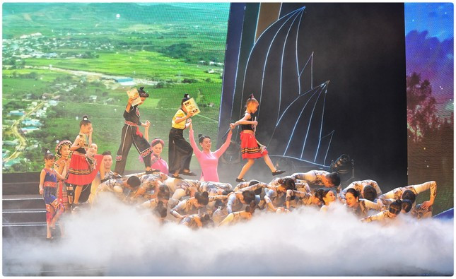 Nhung tam guong dan toc thieu so khoi day khat vong vuon xa cho the he tre-Hinh-3