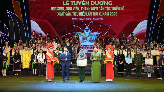 Nhung tam guong dan toc thieu so khoi day khat vong vuon xa cho the he tre-Hinh-7