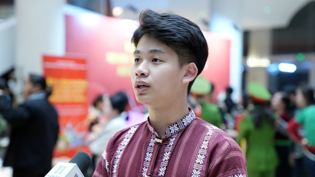 Nhung tam guong dan toc thieu so khoi day khat vong vuon xa cho the he tre-Hinh-4