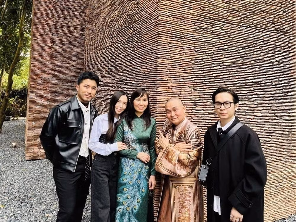 Xuan Hinh ke ve quy tac xin loi cua hai vo chong, noi ly do so ba xa-Hinh-3