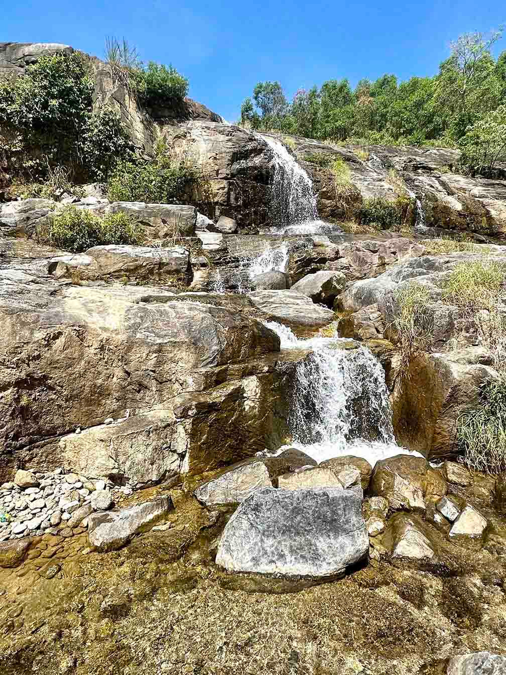 Tam mat tai thac Savan giua nui rung Quang Ngai-Hinh-6