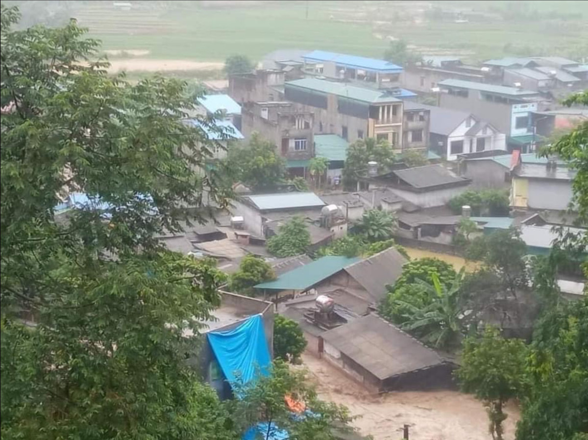 Biết gì về cty Đồng Tả Phời - Vinacomin vừa bị xử phạt vì vỡ hồ thải quặng? - Hình 2 Biet gi ve cty Dong Ta Phoi - Vinacomin vua bi xu phat vi vo ho thai quang?-Hinh-2