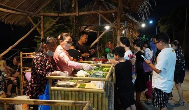 Doc dao nhung phien cho que o vung song nuoc Cuu Long