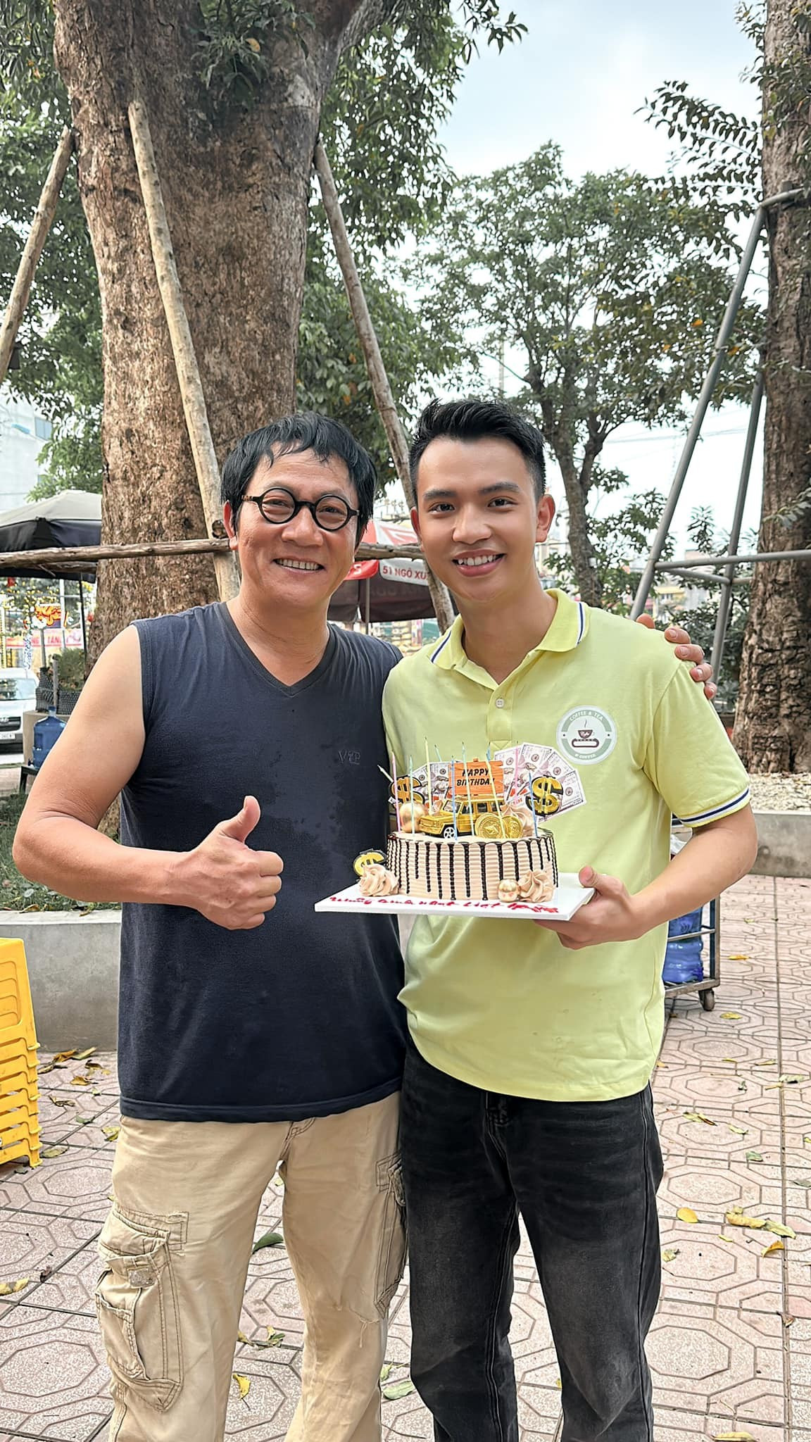 Thach cua 'Cuoc doi van dep sao': 'Ngoai doi toi goi NSUT Hoang Hai la bo'-Hinh-8