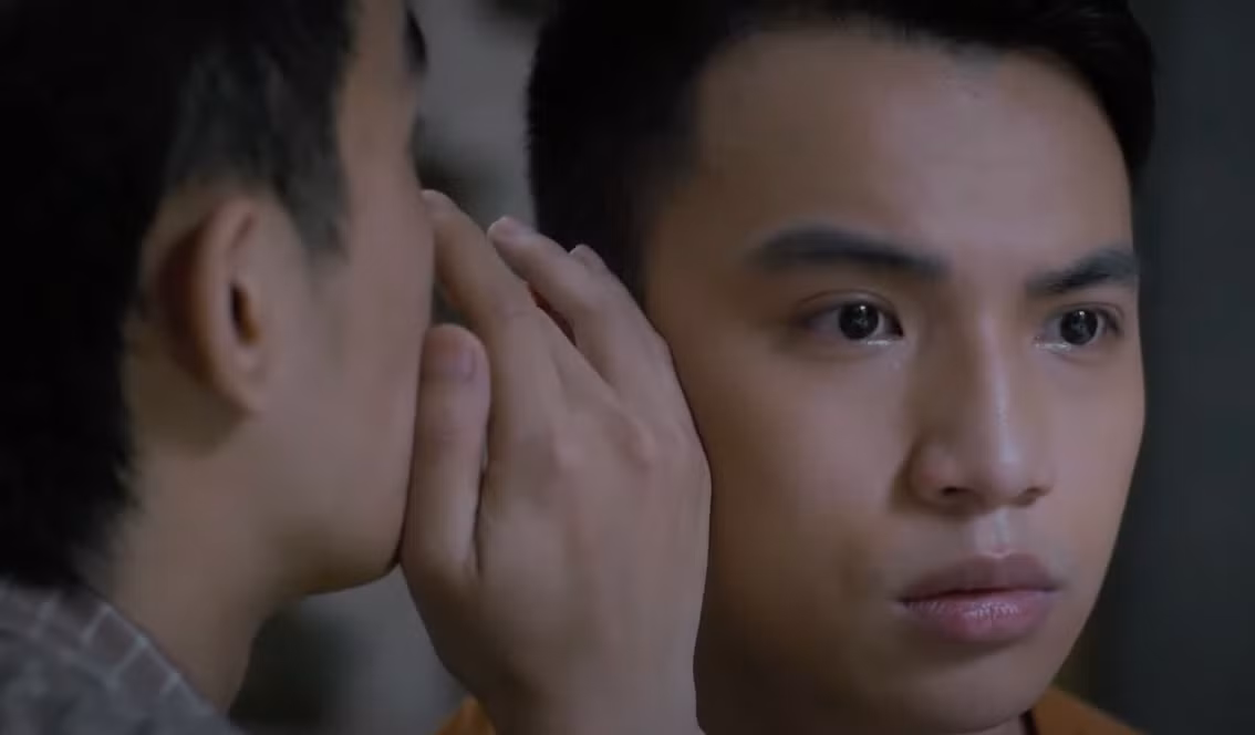 Thach cua 'Cuoc doi van dep sao': 'Ngoai doi toi goi NSUT Hoang Hai la bo'