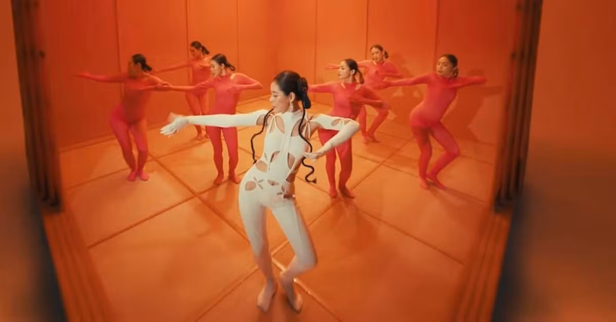 Chi Pu: Tu “hot girl di hat” den “ty ty dap gio” van nguoi thuong-Hinh-2