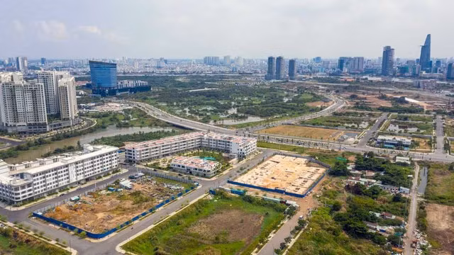 Các địa phương đấu giá hàng trăm lô đất, khởi điểm cao ngất Cac dia phuong dau gia hang tram lo dat, khoi diem cao ngat