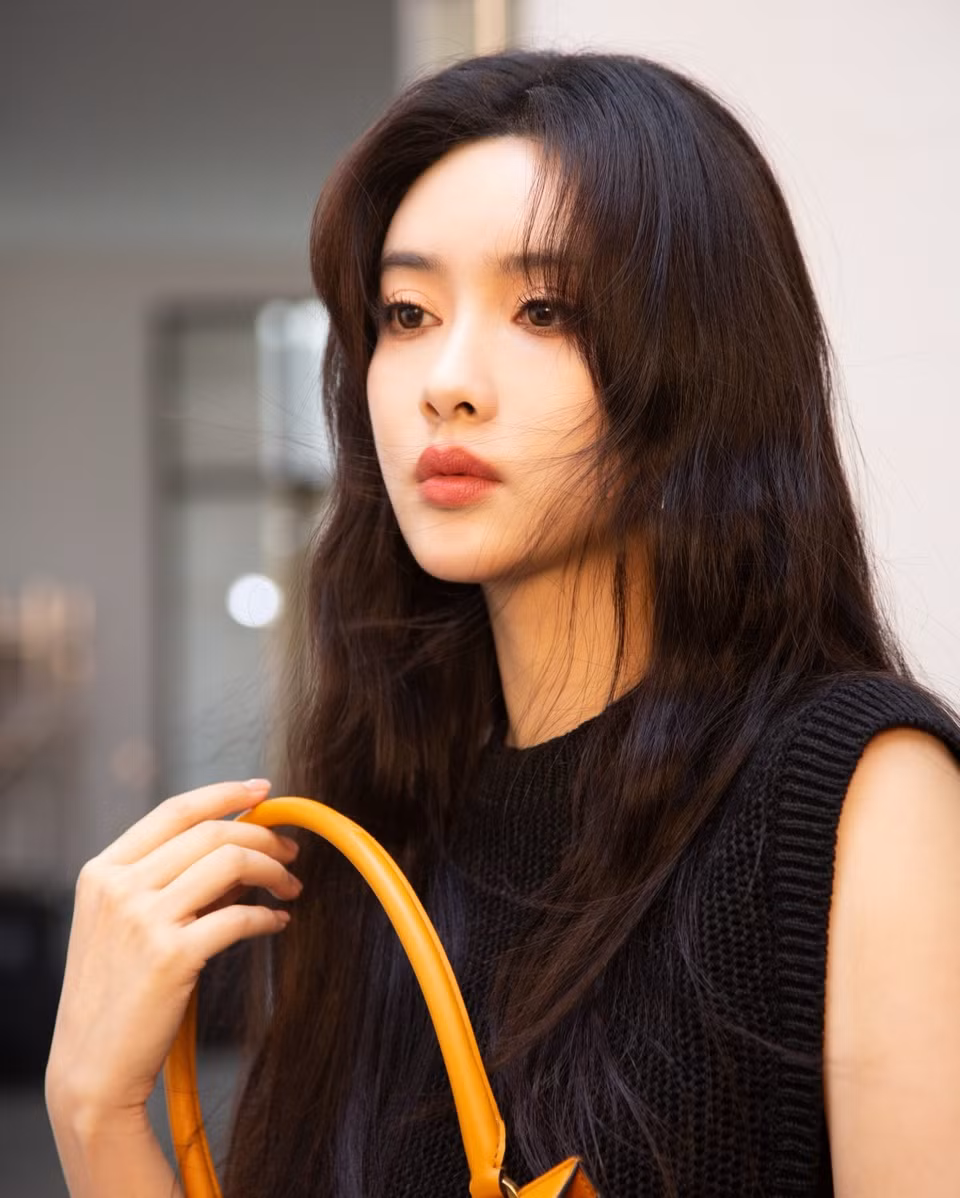 Nguoi dep thu vai Mai Sieu Phong trong 