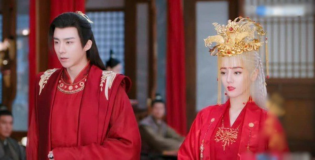 Dich Le Nhiet Ba bi che nhu me chu re trong phim