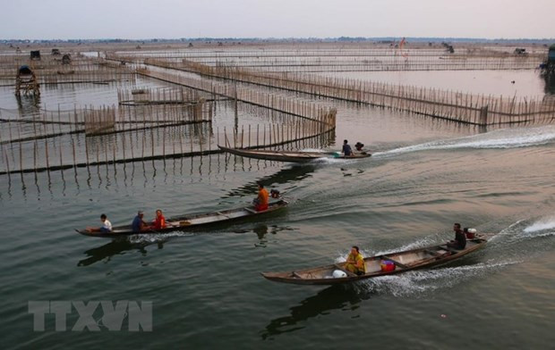 Du lich Co do Hue vao mua Thu cung nhung trai nghiem moi la-Hinh-2