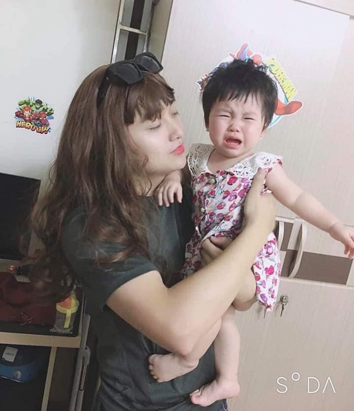 Su that “co vo” tre dep do con khoc gay sot tren mang xa hoi