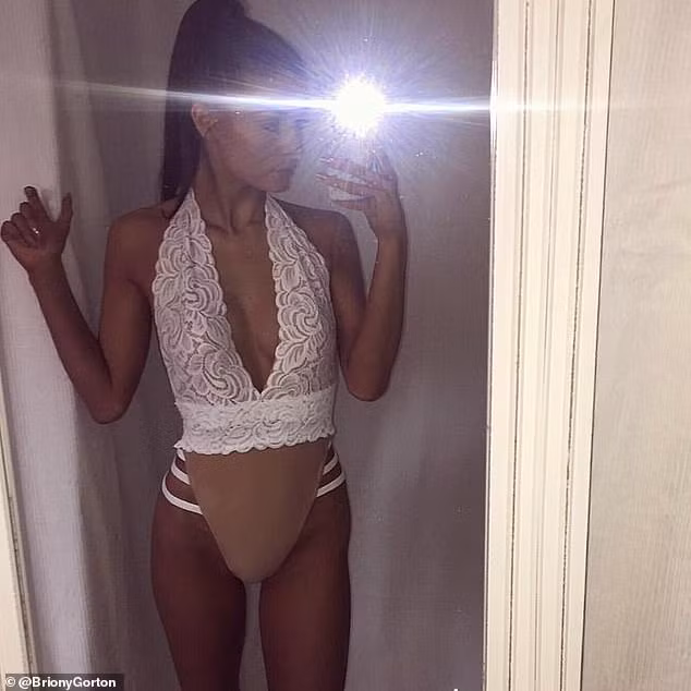 23 tuoi thanh co nang trieu do nho cong viec khong tuong nay-Hinh-6