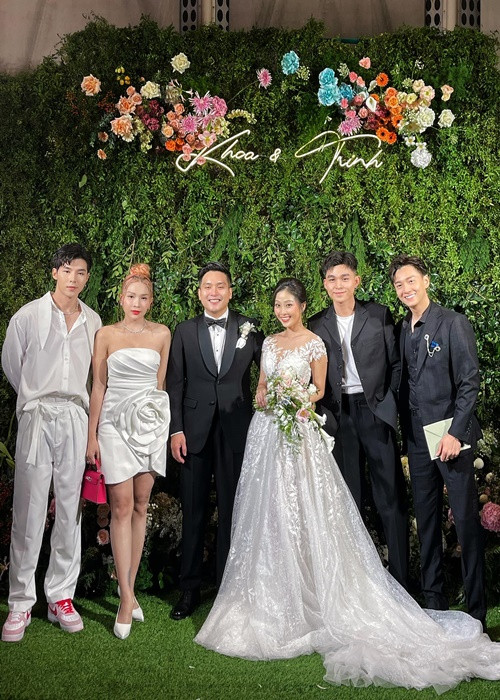 Tối qua (ngày 10/10), Khả Như có mặt trong đám cưới của Liêu Hà Trinh. Ảnh: FBNV