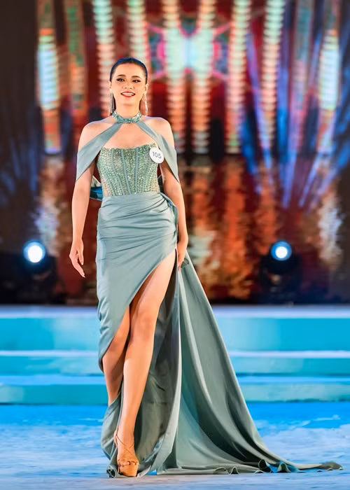 Cô là thí sinh được đánh giá cao ngay từ đầu cuộc thi. Ảnh: BTC