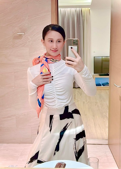 Lần cuối cùng cô đăng ảnh cá nhân là vào tháng 2/2022. Người đẹp Minh Đặng - bạn thân của Diana chia sẻ trên Zing, dù mắc bạo bệnh, Diana luôn bản lĩnh, vui vẻ trước mặt mọi người.