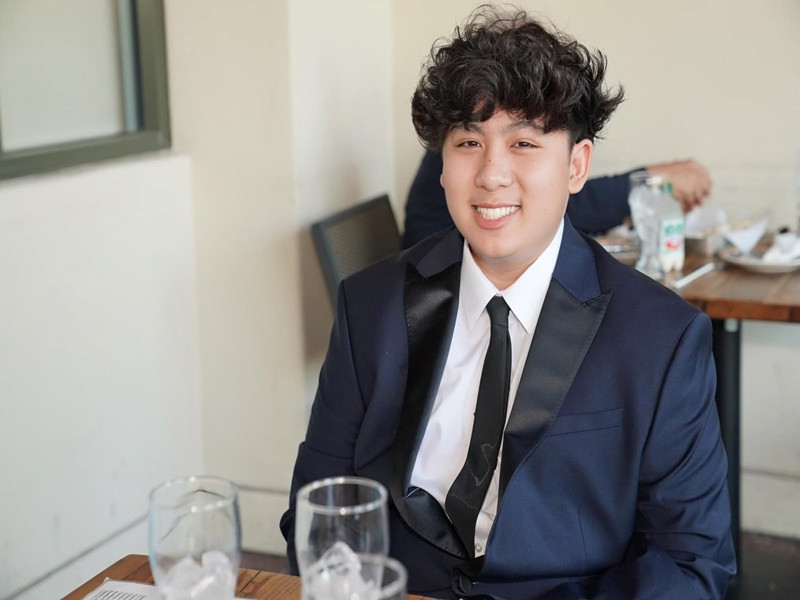 Theo vợ cũ Bằng Kiều, Colin có rất nhiều tài lẻ nhưng không bao giờ muốn thể hiện như đóng phim, ca hát. Tuy nhiên, Colin lại không thích theo đuổi con đường nghệ thuật.