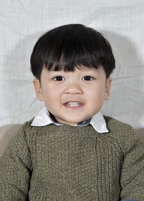 3 tuổi, bé Polo đã biết đếm, hát.