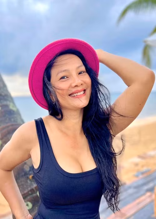 “Nữ hoàng cảnh nóng” Kiều Trinh ngày càng gợi cảm “Nu hoang canh nong” Kieu Trinh ngay cang goi cam