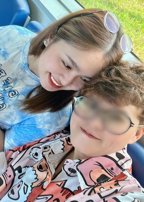 Đến nay, Thiện Nhân vẫn chưa tiết lộ mối quan hệ giữa cô và gia đình ra sao sau ồn ào.