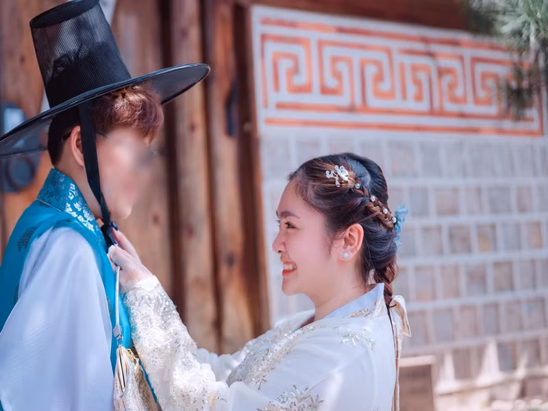 Nữ ca sĩ và người yêu đi du lịch nước ngoài khi đời tư gây chú ý hồi tháng 7/2022.