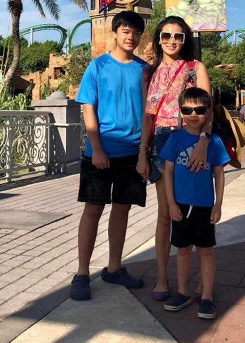 Tháng 6/2022, vợ cũ Lam Trường lần hiếm hoi đăng tải bé Kiến Văn. Cậu nhóc giờ 16 tuổi, lớn phổng phao. Ảnh: Sức khỏe đời sống